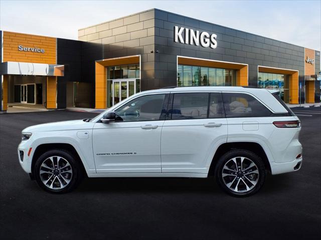 2022 Jeep Grand Cherokee 4xe Overland 4x4 2022 Jeep Grand Cherokee 4xe Overland 4x4