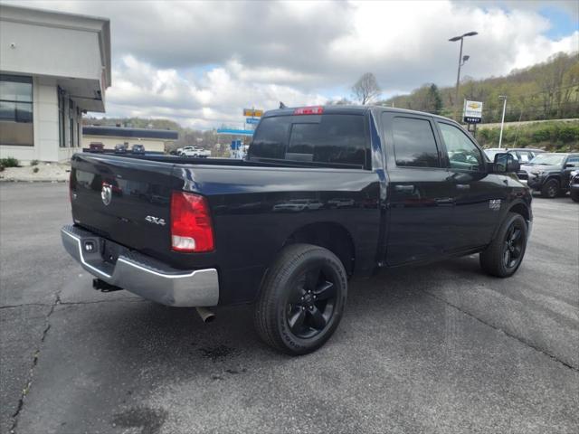 2023 RAM 1500 Classic SLT Crew Cab 4x4 57 Box