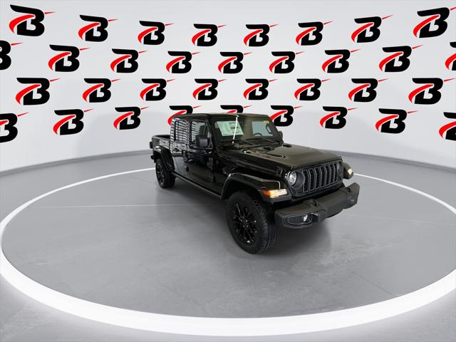 2025 Jeep Gladiator GLADIATOR NIGHTHAWK 4X4