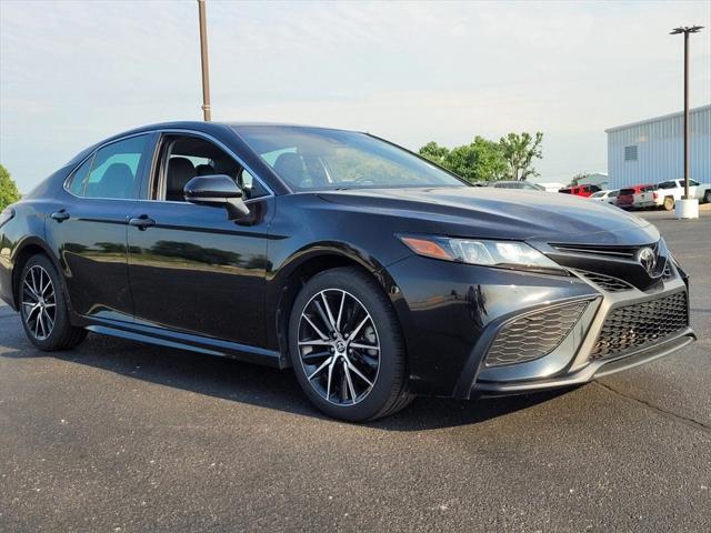 2021 Toyota Camry SE Nightshade Edition