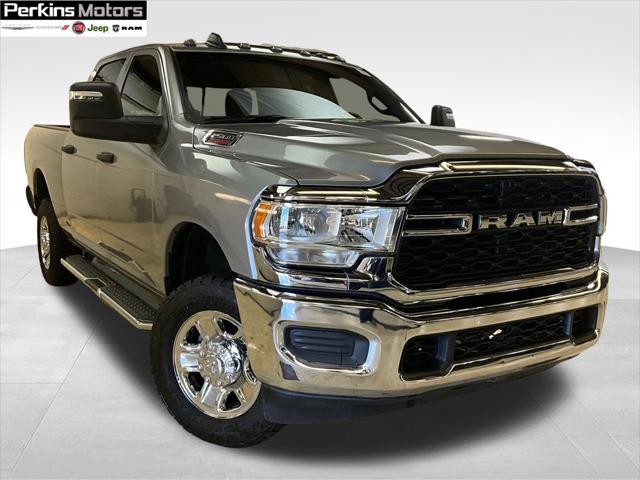 2023 RAM 2500 Tradesman Crew Cab 4x4 64 Box