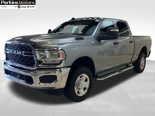 2023 RAM 2500 Tradesman Crew Cab 4x4 64 Box