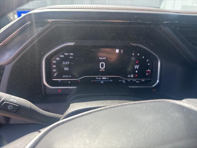 2023 GMC Sierra 1500 4WD Crew Cab Short Box AT4