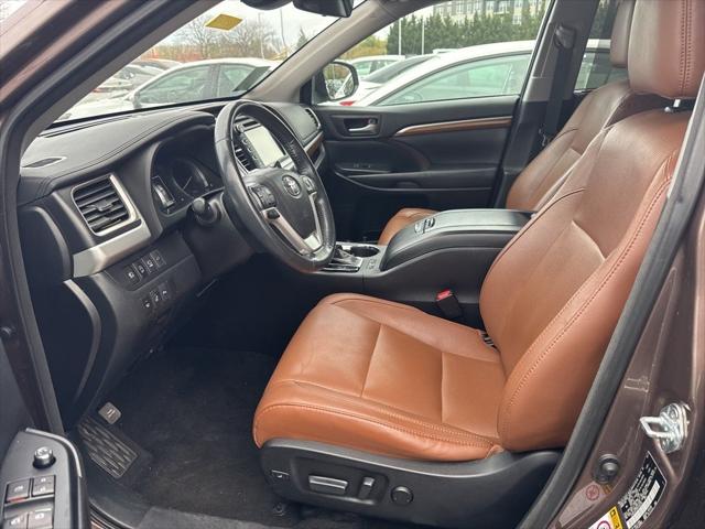 2017 Toyota Highlander Limited Platinum