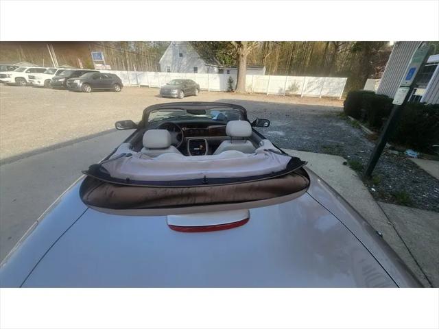 2002 Jaguar XK8 Standard