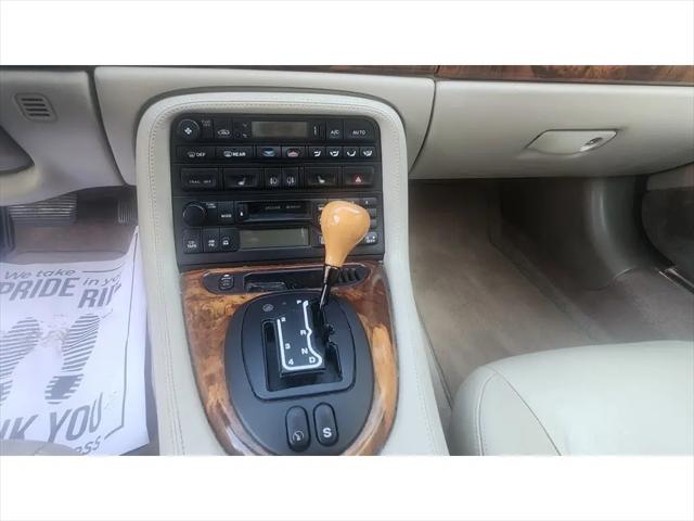 2002 Jaguar XK8 Standard