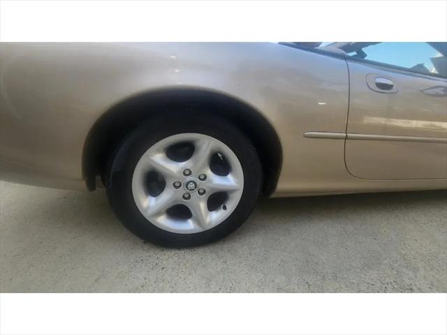 2002 Jaguar XK8 Standard