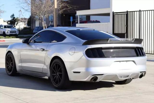 2015 Ford Mustang V6