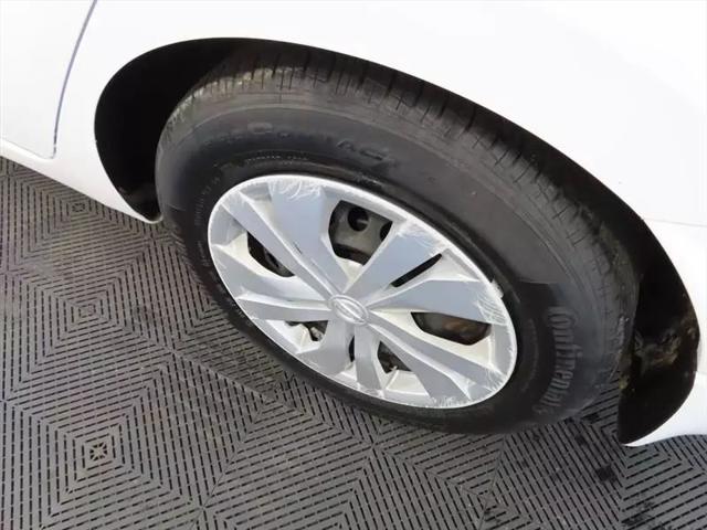 2020 Nissan Versa S Xtronic CVT