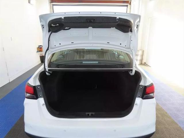 2020 Nissan Versa S Xtronic CVT