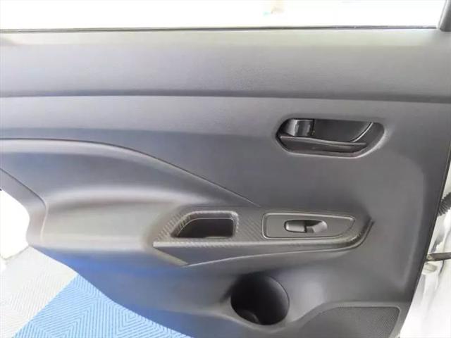 2020 Nissan Versa S Xtronic CVT