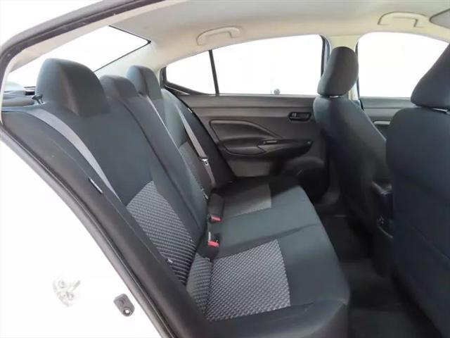 2020 Nissan Versa S Xtronic CVT