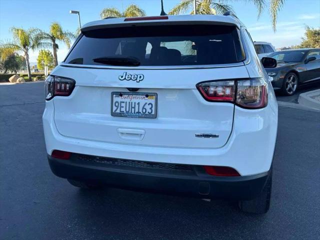 2022 Jeep Compass Latitude FWD