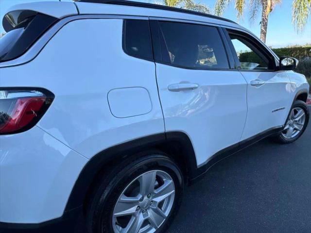 2022 Jeep Compass Latitude FWD