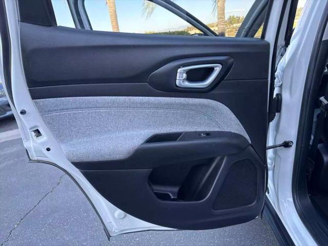 2022 Jeep Compass Latitude FWD
