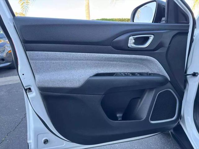 2022 Jeep Compass Latitude FWD