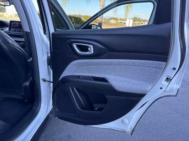 2022 Jeep Compass Latitude FWD