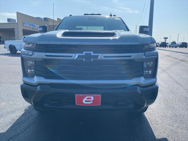 2024 Chevrolet Silverado 2500HD 4WD Crew Cab Standard Bed Custom