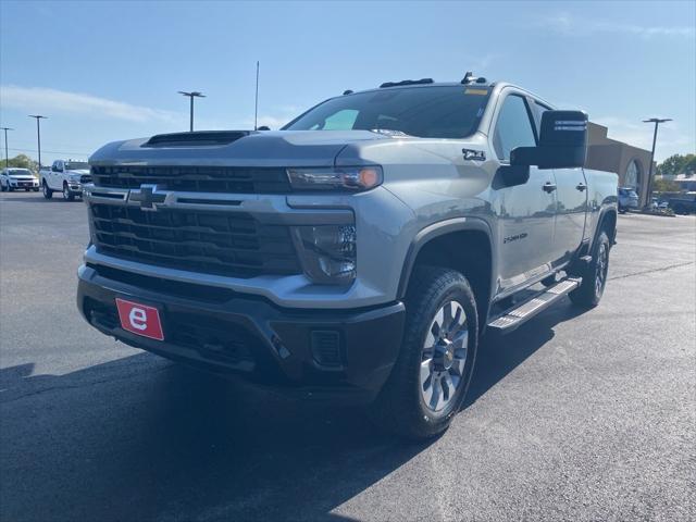 2024 Chevrolet Silverado 2500HD 4WD Crew Cab Standard Bed Custom