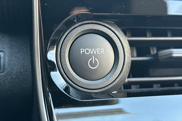 2025 Subaru Solterra Premium