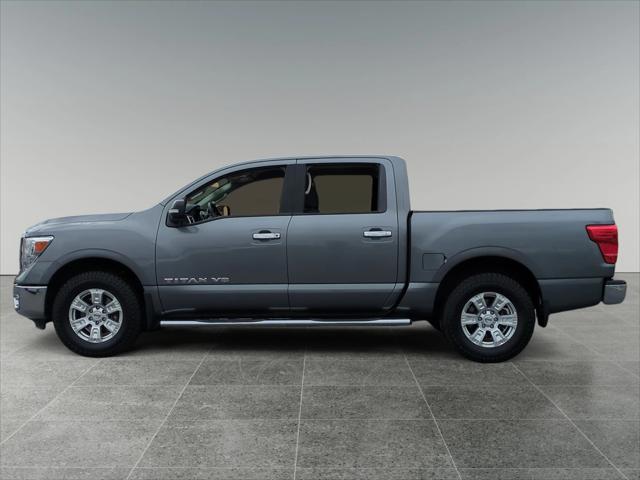 2018 Nissan TITAN SV
