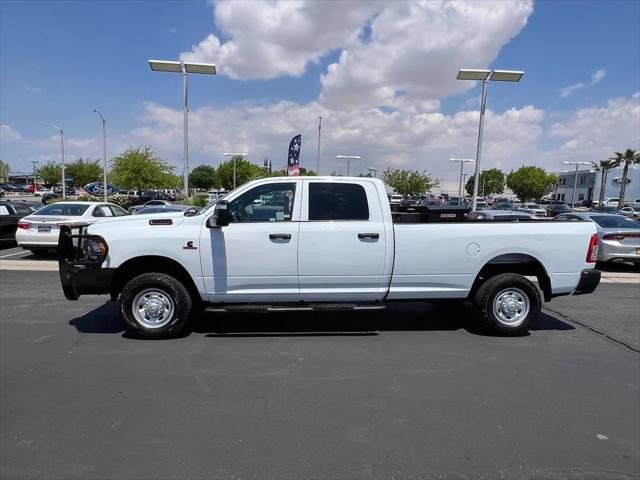2023 RAM 2500 Tradesman Crew Cab 4x4 8 Box