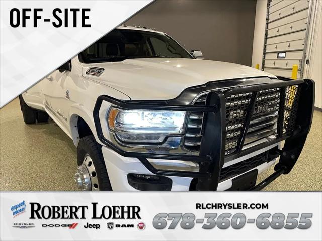 2020 RAM 3500 Laramie Longhorn Crew Cab 4x4 8 Box