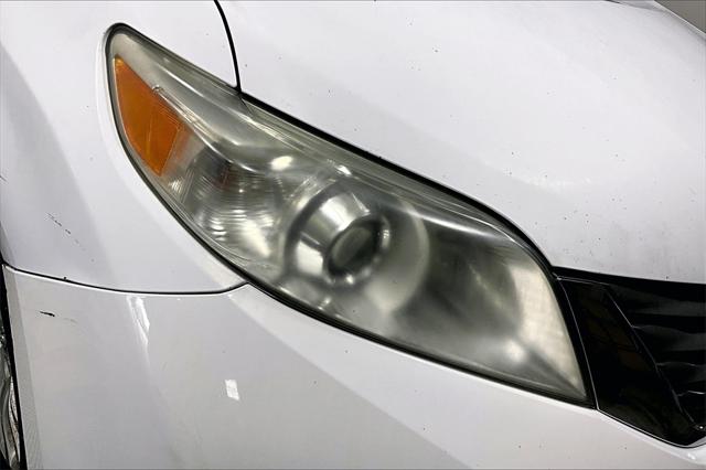 Used 2011 Toyota Sienna For Sale in Olive Branch, MS
