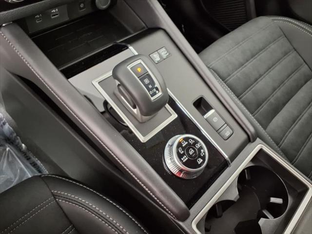 2025 Mitsubishi Outlander PHEV SE S-AWC