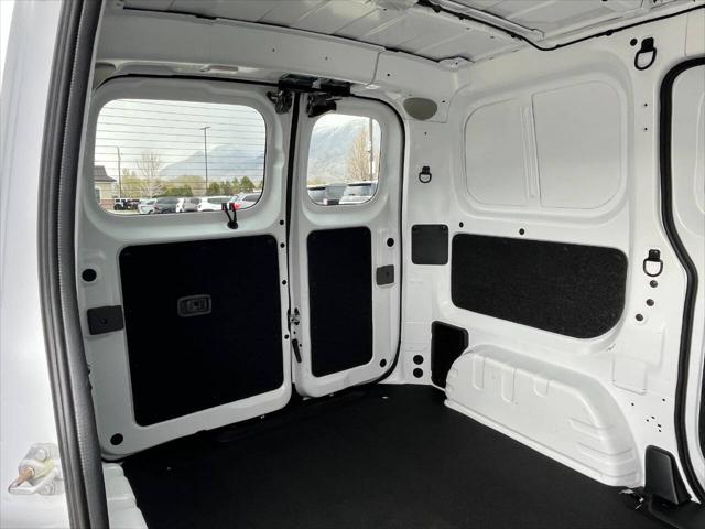 2021 Nissan NV200 Compact Cargo SV Xtronic CVT