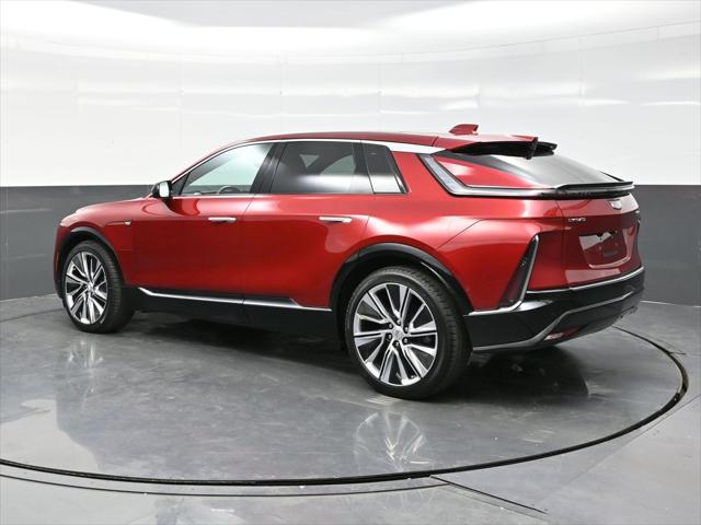2025 Cadillac iQ Luxury w/1SE