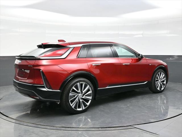 2025 Cadillac iQ Luxury w/1SE