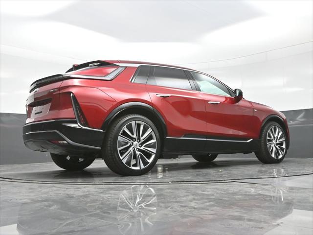 2025 Cadillac iQ Luxury w/1SE