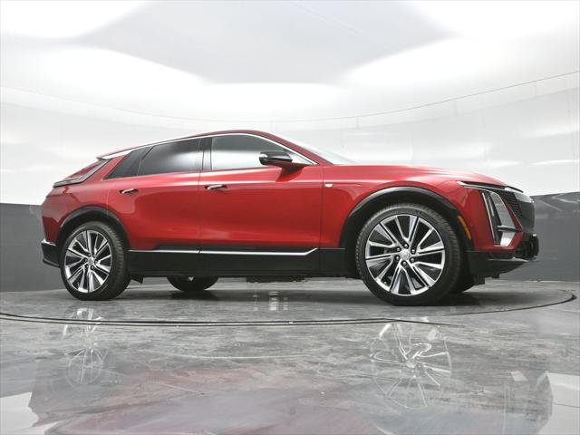 2025 Cadillac iQ Luxury w/1SE