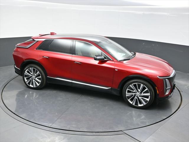 2025 Cadillac iQ Luxury w/1SE