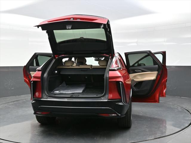 2025 Cadillac iQ Luxury w/1SE