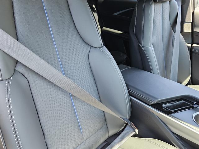 2025 Cadillac iQ Luxury w/1SC