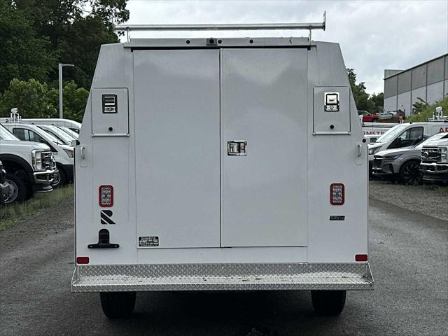 2026 Ford E-350 Cutaway Unknown