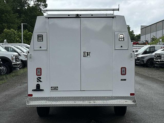 2026 Ford E-350 Cutaway Unknown