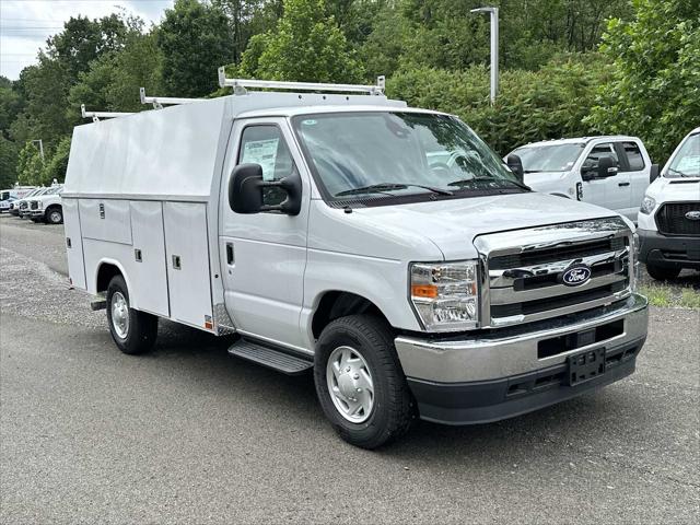 2026 Ford E-350 Cutaway Unknown