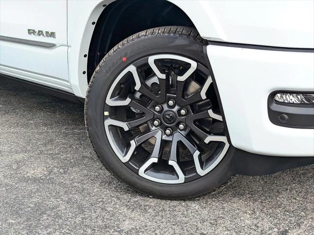 2025 RAM Ram 1500 RAM 1500 LIMITED CREW CAB 4X4 57 BOX