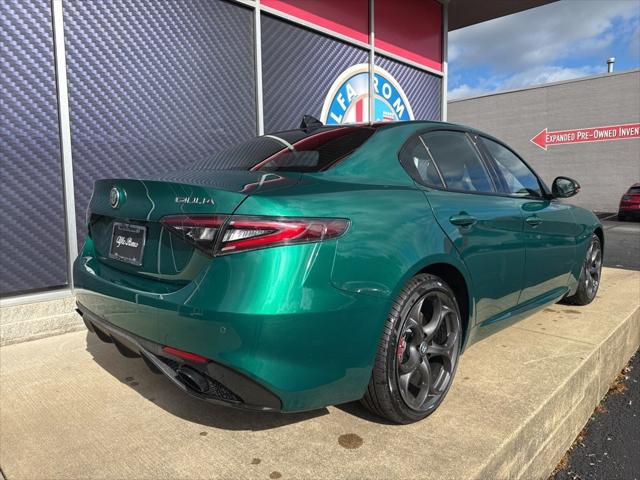 2025 Alfa Romeo Giulia GIULIA TRIBUTO ITALIANO AWD 2025 Alfa Romeo Giulia GIULIA TRIBUTO ITALIANO AWD