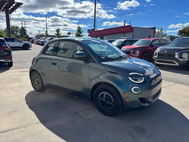 2025 Fiat FIAT 500e GIORGIO ARMANI Collectors Edition