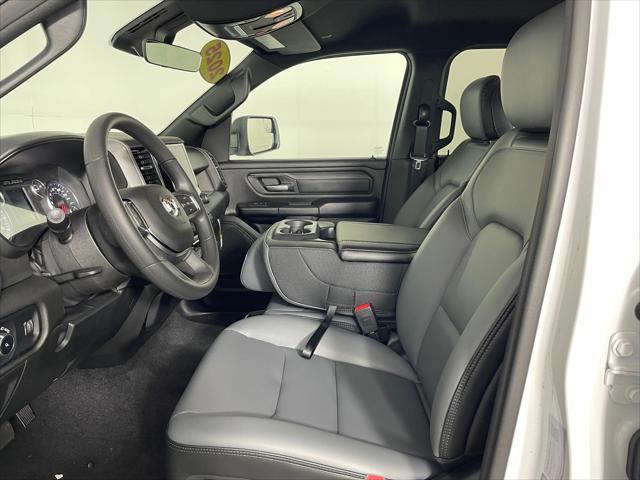 2025 RAM Ram 1500 RAM 1500 TRADESMAN CREW CAB 4X4 57 BOX