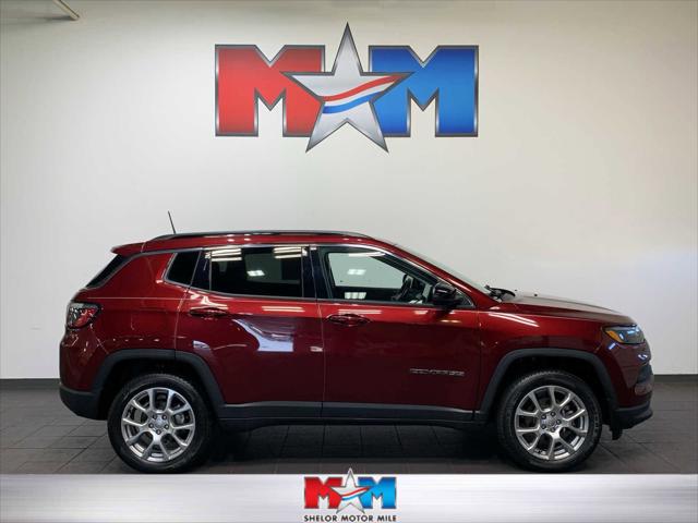 2022 Jeep Compass Latitude Lux 4x4