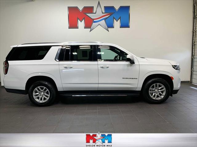 2023 Chevrolet Suburban 4WD LT