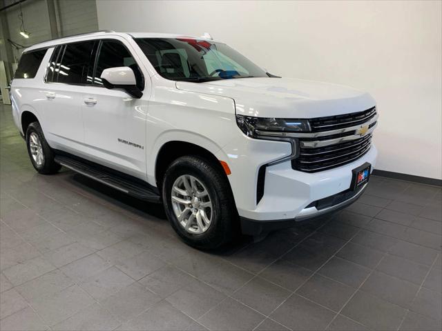 2023 Chevrolet Suburban 4WD LT