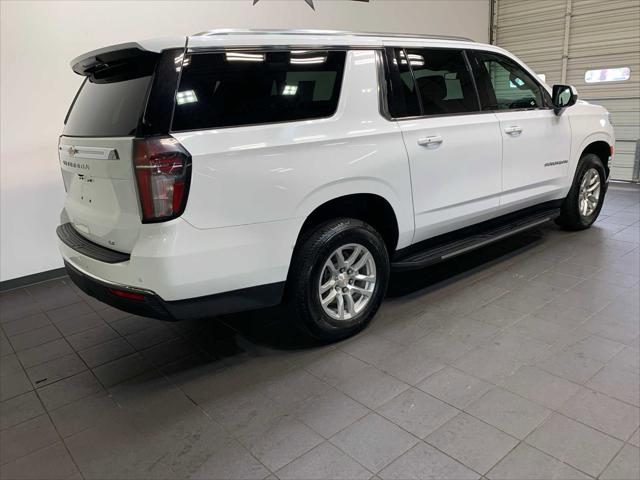 2023 Chevrolet Suburban 4WD LT