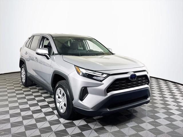 2024 Toyota RAV4 LE