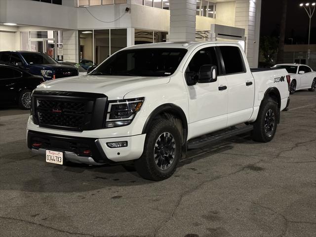2021 Nissan TITAN Crew Cab PRO-4X 4x4